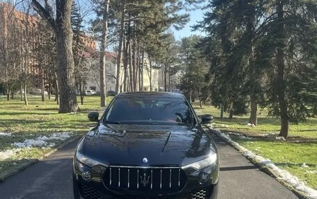 Maserati Levante I, 2017 год, 5 500 000 рублей, 2 фотография