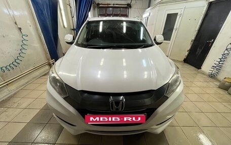 Honda Vezel, 2014 год, 1 100 000 рублей, 12 фотография