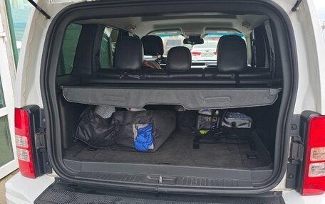 Jeep Cherokee, 2011 год, 1 300 000 рублей, 13 фотография