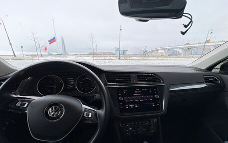 Volkswagen Tiguan II, 2019 год, 3 050 000 рублей, 10 фотография