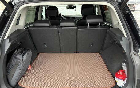 Volkswagen Tiguan II, 2019 год, 3 050 000 рублей, 14 фотография