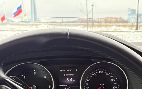 Volkswagen Tiguan II, 2019 год, 3 050 000 рублей, 18 фотография