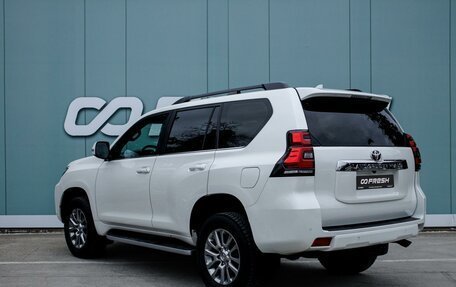 Toyota Land Cruiser Prado 150 рестайлинг 2, 2018 год, 4 190 000 рублей, 2 фотография