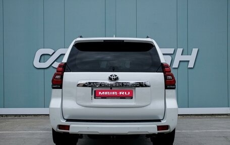 Toyota Land Cruiser Prado 150 рестайлинг 2, 2018 год, 4 190 000 рублей, 4 фотография