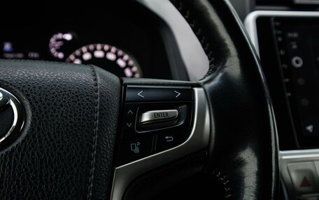 Toyota Land Cruiser Prado 150 рестайлинг 2, 2018 год, 4 190 000 рублей, 19 фотография