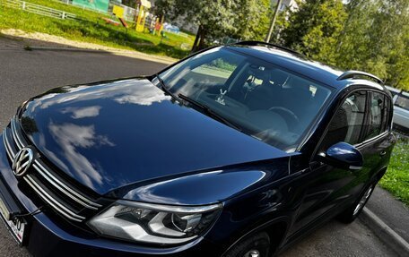 Volkswagen Tiguan I, 2011 год, 1 180 000 рублей, 2 фотография