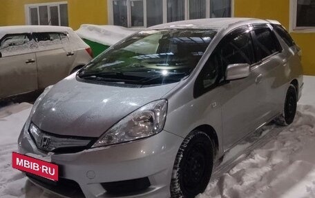 Honda Fit Shuttle I рестайлинг, 2012 год, 1 150 000 рублей, 2 фотография