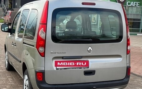 Renault Kangoo II рестайлинг, 2008 год, 820 000 рублей, 4 фотография
