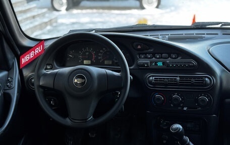 Chevrolet Niva I рестайлинг, 2016 год, 799 000 рублей, 13 фотография