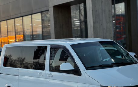 Volkswagen Caravelle T5, 2013 год, 1 520 000 рублей, 8 фотография