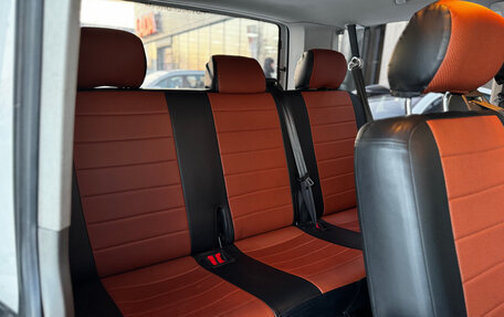 Volkswagen Caravelle T5, 2013 год, 1 520 000 рублей, 16 фотография