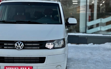 Volkswagen Caravelle T5, 2013 год, 1 520 000 рублей, 9 фотография