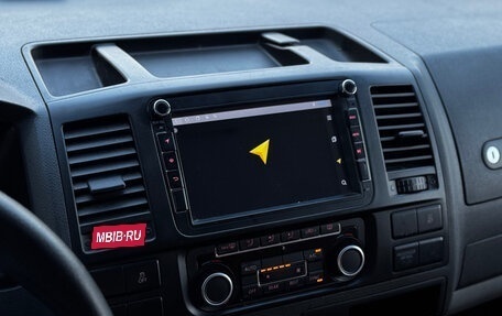 Volkswagen Caravelle T5, 2013 год, 1 520 000 рублей, 22 фотография