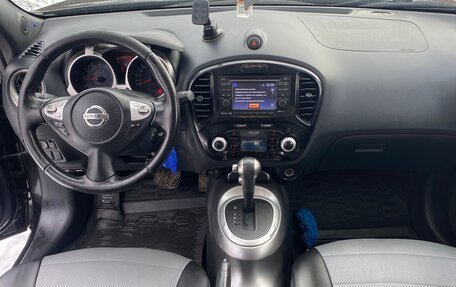 Nissan Juke II, 2014 год, 880 000 рублей, 11 фотография