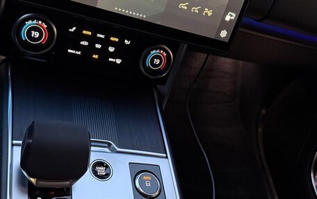 Land Rover Range Rover IV рестайлинг, 2022 год, 14 800 000 рублей, 27 фотография