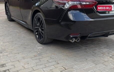 Toyota Camry, 2021 год, 3 100 000 рублей, 5 фотография