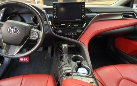 Toyota Camry, 2021 год, 3 100 000 рублей, 8 фотография