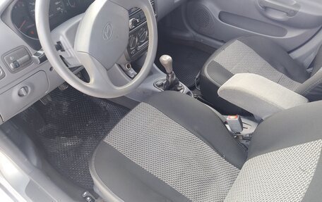 Hyundai Accent II, 2008 год, 368 000 рублей, 11 фотография