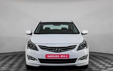 Hyundai Solaris II рестайлинг, 2015 год, 949 000 рублей, 2 фотография