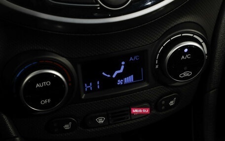 Hyundai Solaris II рестайлинг, 2015 год, 949 000 рублей, 15 фотография