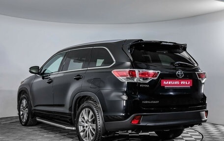 Toyota Highlander III, 2014 год, 2 599 000 рублей, 7 фотография