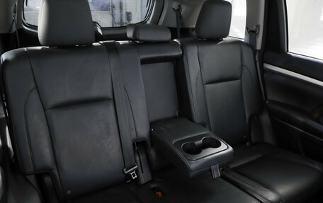 Toyota Highlander III, 2014 год, 2 599 000 рублей, 27 фотография