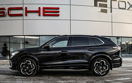 Volkswagen Tiguan, 2024 год, 4 699 000 рублей, 10 фотография