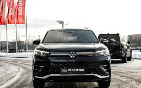 Volkswagen Tiguan, 2024 год, 4 699 000 рублей, 4 фотография