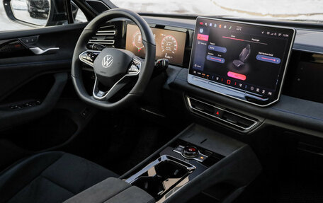 Volkswagen Tiguan, 2024 год, 4 699 000 рублей, 11 фотография