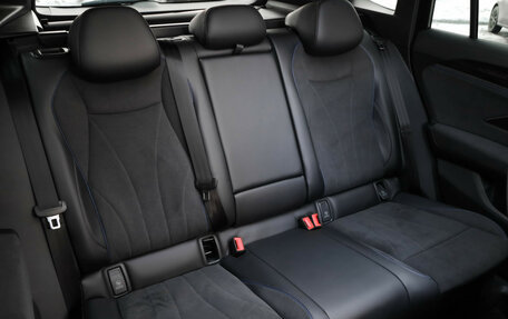 Volkswagen Tiguan, 2024 год, 4 699 000 рублей, 33 фотография