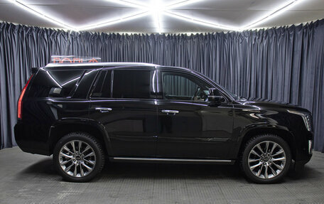 Cadillac Escalade IV, 2020 год, 7 490 000 рублей, 4 фотография