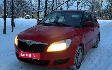 Skoda Fabia II, 2014 год, 265 000 рублей, 2 фотография