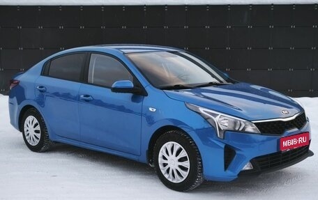 KIA Rio IV, 2021 год, 1 399 000 рублей, 1 фотография