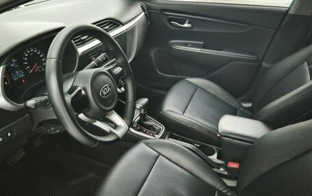 KIA Rio IV, 2021 год, 1 399 000 рублей, 13 фотография