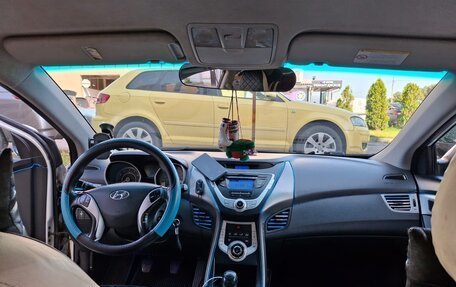 Hyundai Elantra V, 2011 год, 750 000 рублей, 1 фотография