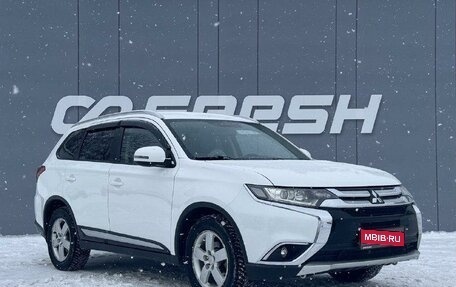 Mitsubishi Outlander III рестайлинг 3, 2017 год, 1 799 000 рублей, 1 фотография
