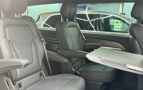 Mercedes-Benz V-Класс, 2025 год, 12 450 000 рублей, 18 фотография