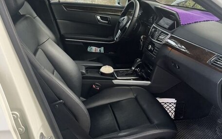 Mercedes-Benz E-Класс, 2011 год, 1 850 000 рублей, 14 фотография