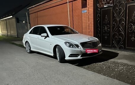 Mercedes-Benz E-Класс, 2011 год, 1 850 000 рублей, 8 фотография
