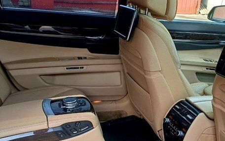 BMW 7 серия, 2013 год, 2 300 000 рублей, 6 фотография