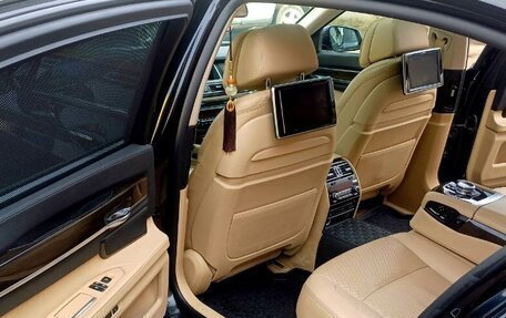 BMW 7 серия, 2013 год, 2 300 000 рублей, 9 фотография