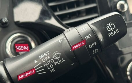 Mitsubishi Outlander III рестайлинг 3, 2017 год, 1 799 000 рублей, 15 фотография