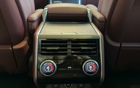 Land Rover Range Rover IV рестайлинг, 2025 год, 23 900 000 рублей, 19 фотография