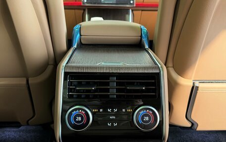 Land Rover Range Rover IV рестайлинг, 2025 год, 27 500 000 рублей, 22 фотография