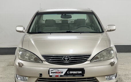 Toyota Camry V40, 2004 год, 620 000 рублей, 2 фотография