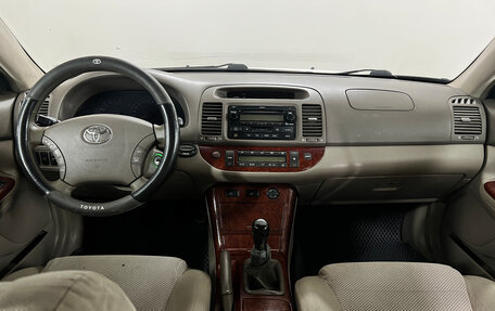 Toyota Camry V40, 2004 год, 620 000 рублей, 8 фотография