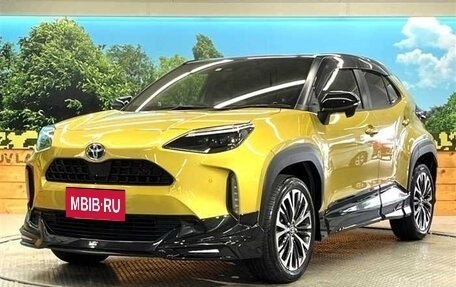 Toyota Yaris Cross, 2023 год, 1 450 000 рублей, 2 фотография