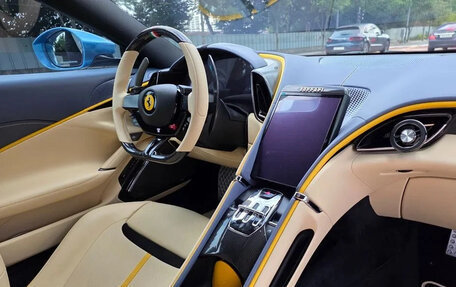 Ferrari Roma, 2025 год, 27 000 000 рублей, 8 фотография