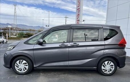 Honda Freed II, 2017 год, 1 190 000 рублей, 7 фотография