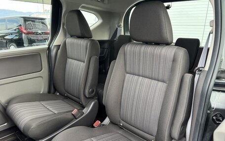 Honda Freed II, 2017 год, 1 190 000 рублей, 17 фотография